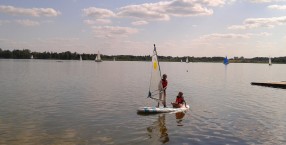 Woda + wiatr = windsurfing 